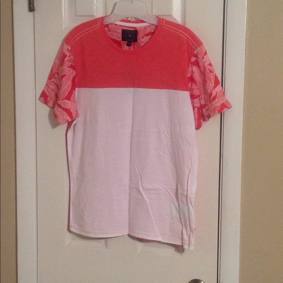 Guess red haze multi men's t-shirt Sz: M - Picture 1 of 6